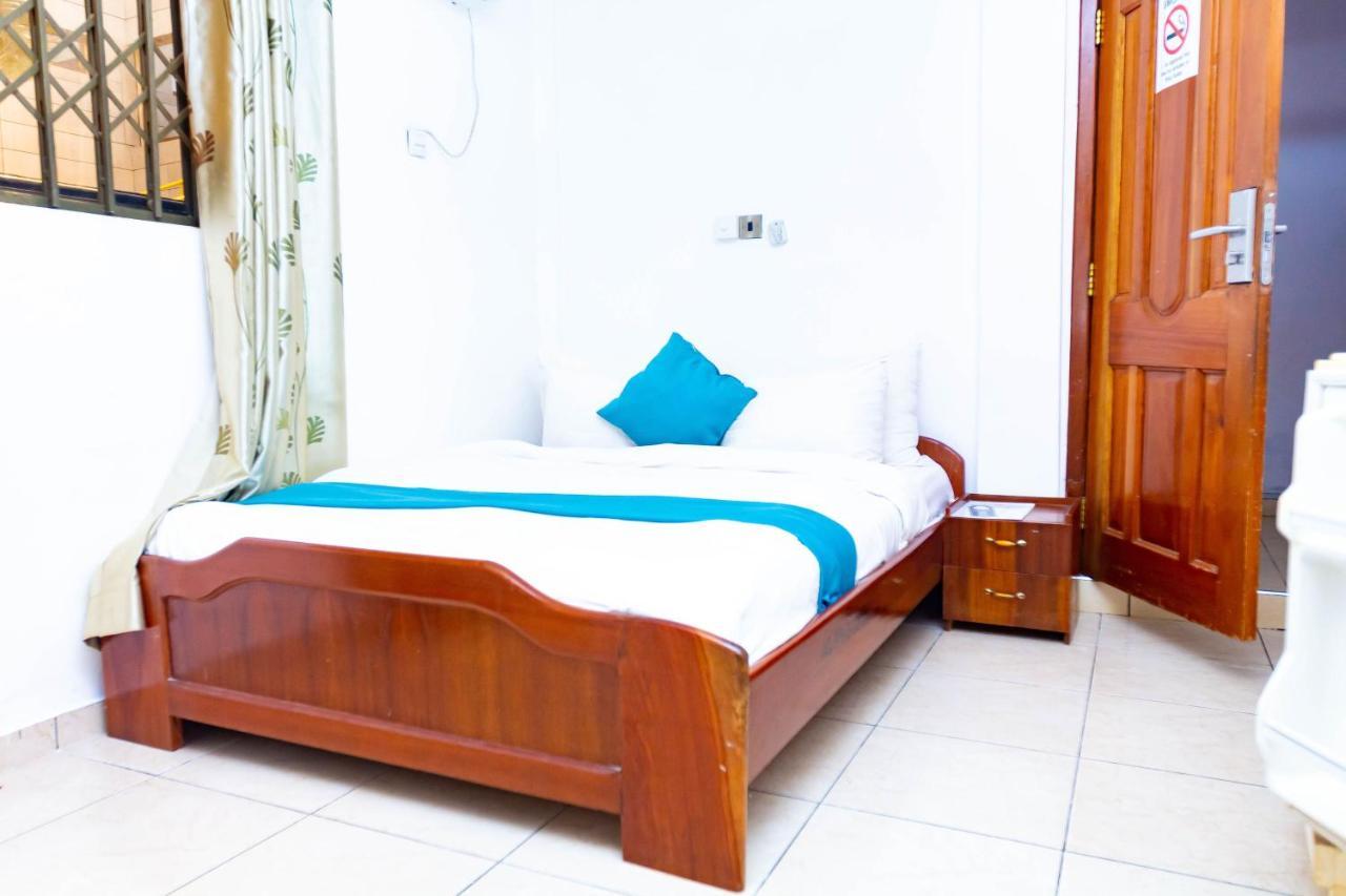 Sky Plus Hotel & Resort Ho 外观 照片
